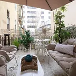 Cozy 3br Near Av Liberdade Sleeps 8 Patio Holiday home Lisbon