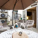 Holiday home Cozy 3br Near Av Liberdade Sleeps 8 Patio *