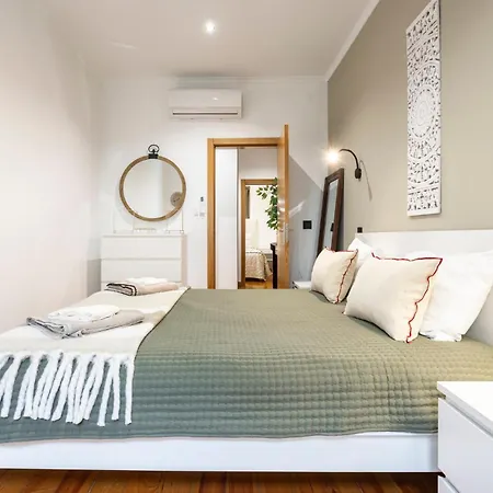 Cozy 3Br Sleeps 8 Patio Near Av Liberdade