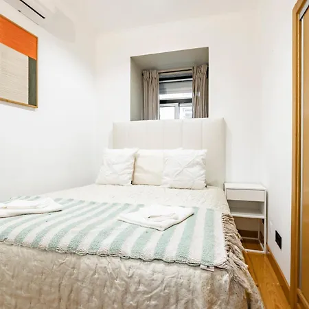 Cozy 3Br Sleeps 8 Patio Near Av Liberdade