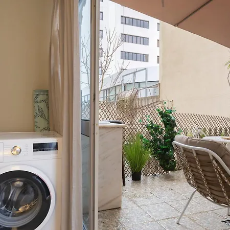 Holiday home Cozy 3Br Sleeps 8 Patio Near Av Liberdade *