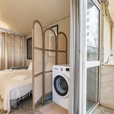 Cozy 3Br Sleeps 8 Patio Near Av Liberdade Lisbon