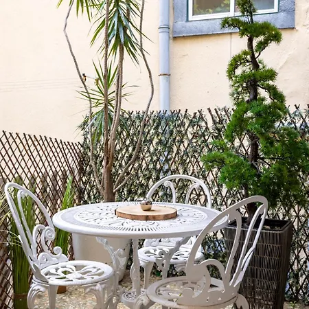 Holiday home Cozy 3Br Sleeps 8 Patio Near Av Liberdade